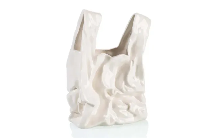 Hovedbilde I Am Not A Plastic Bag Vase – Keramikk